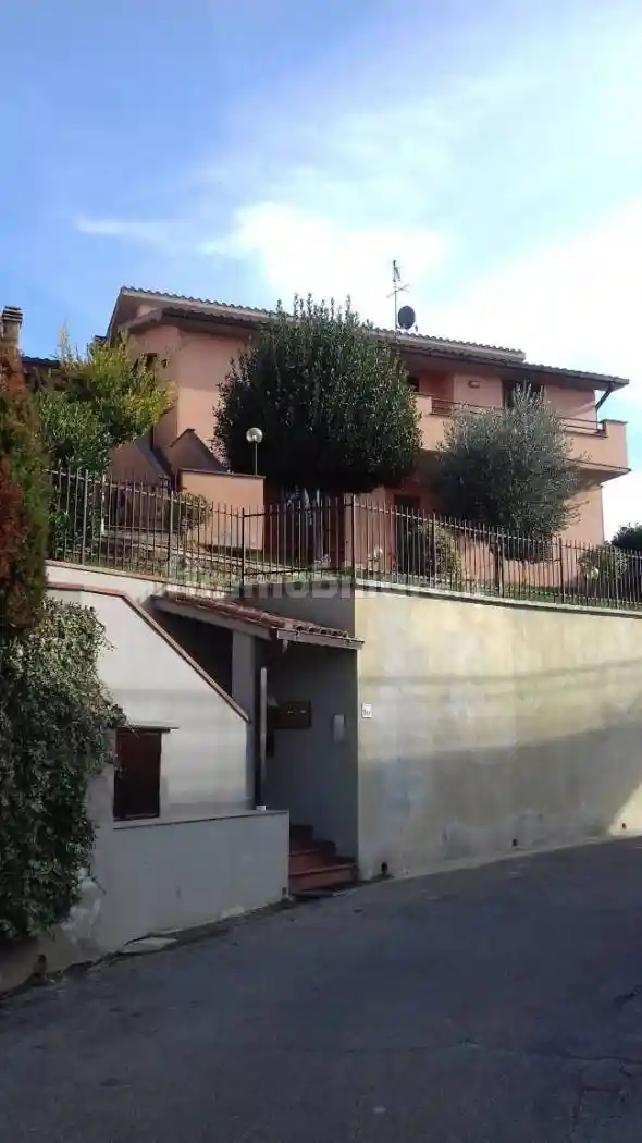 Appartamento in affitto a Amelia