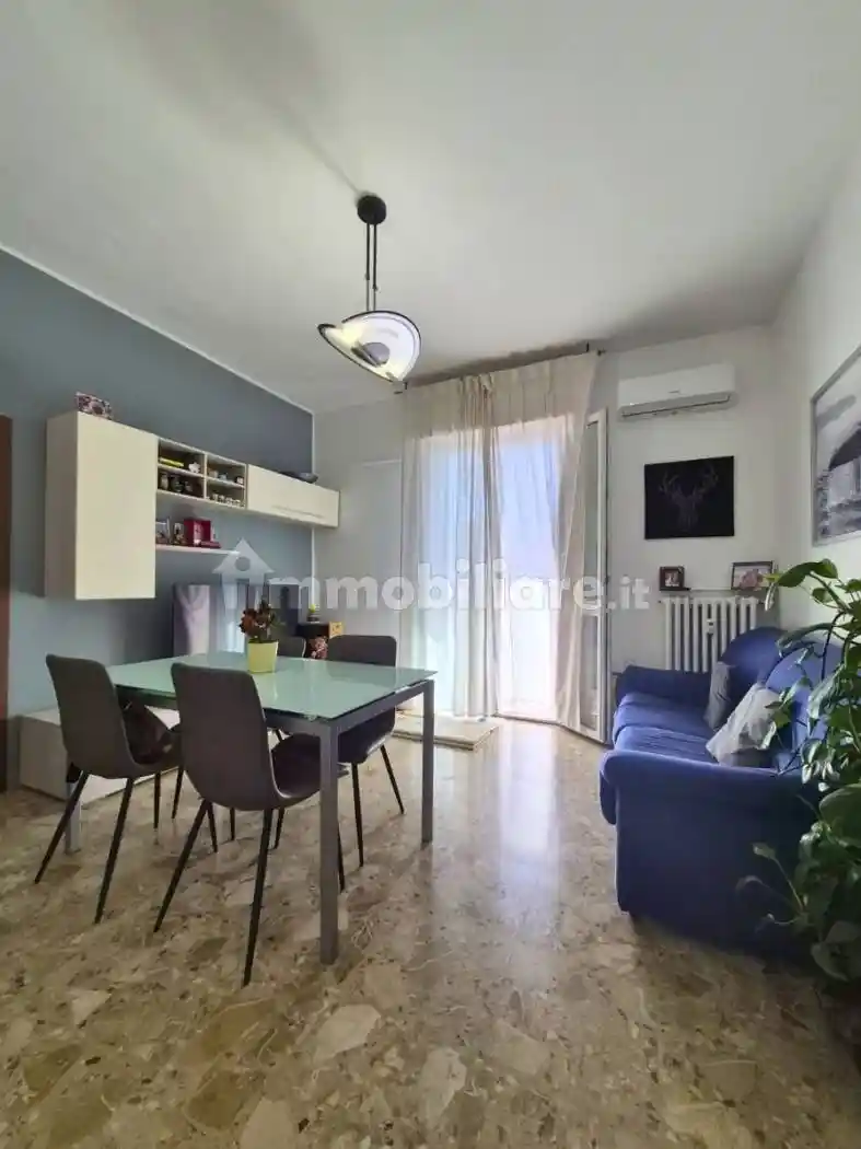 Appartamento in vendita a Modena