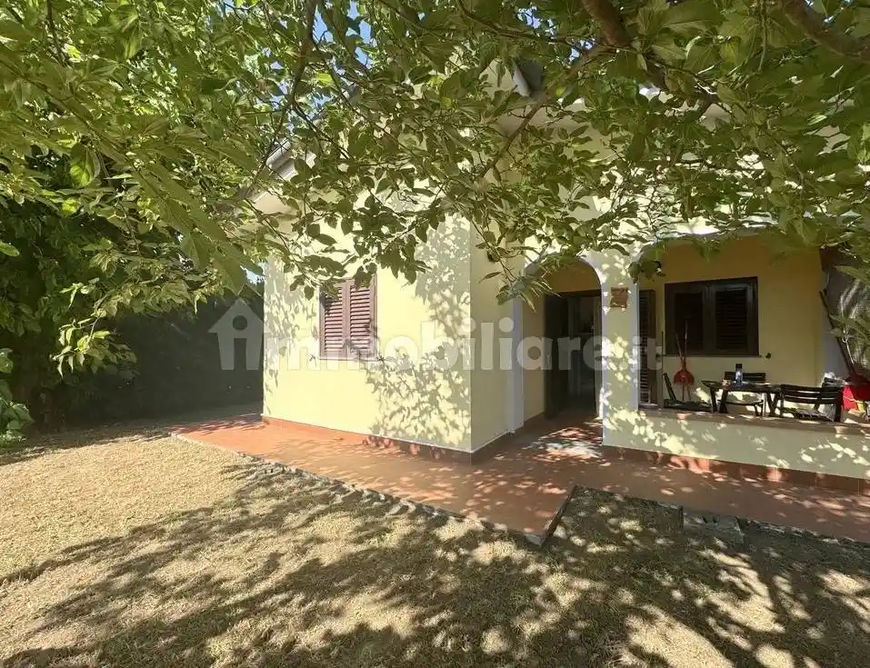 Villa in vendita a Viareggio