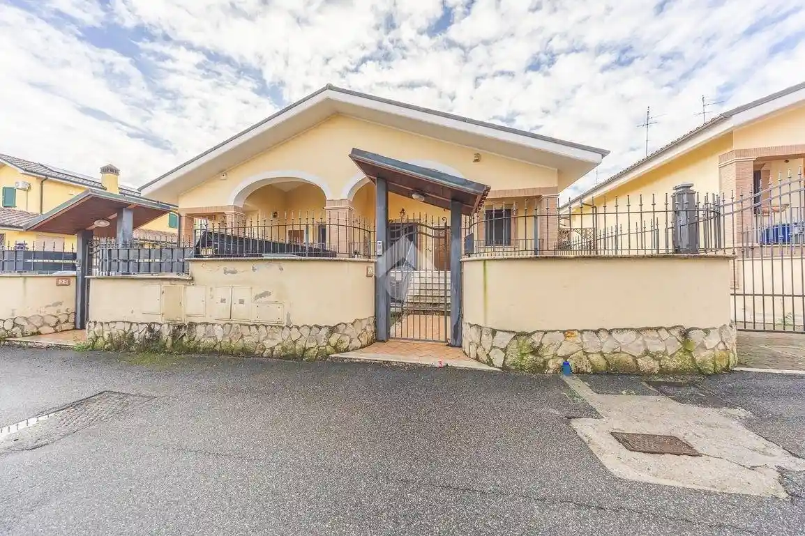 Villa in vendita a Roma