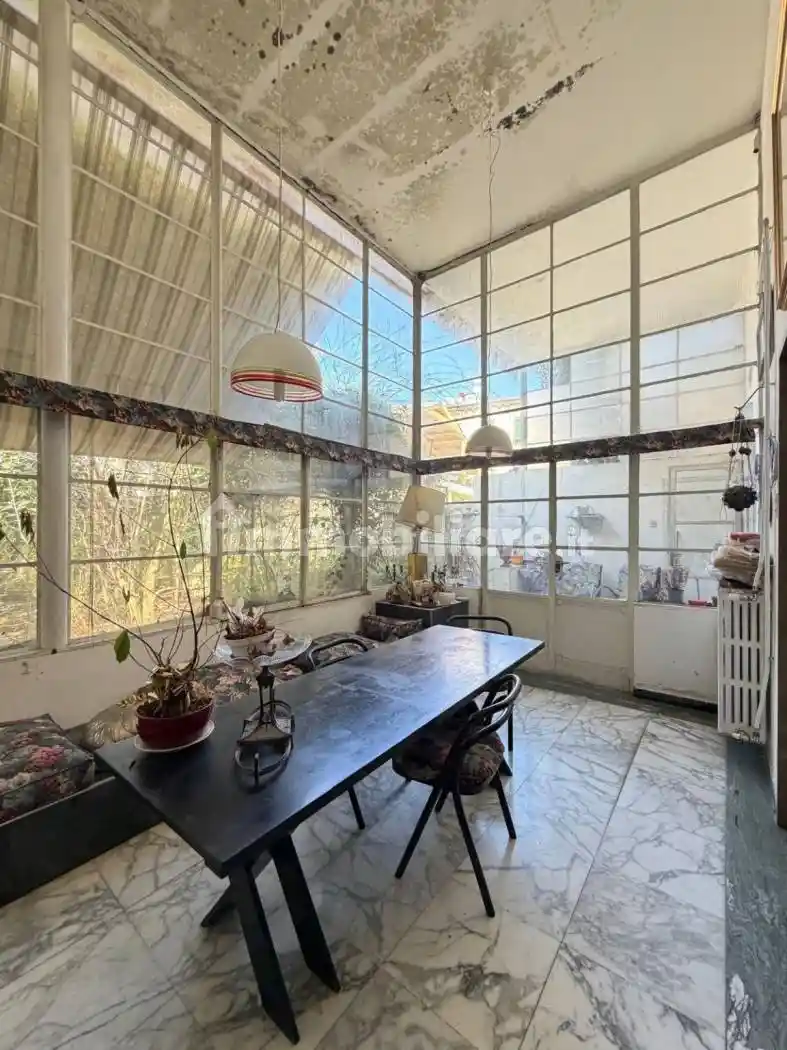 Villa in vendita a Livorno