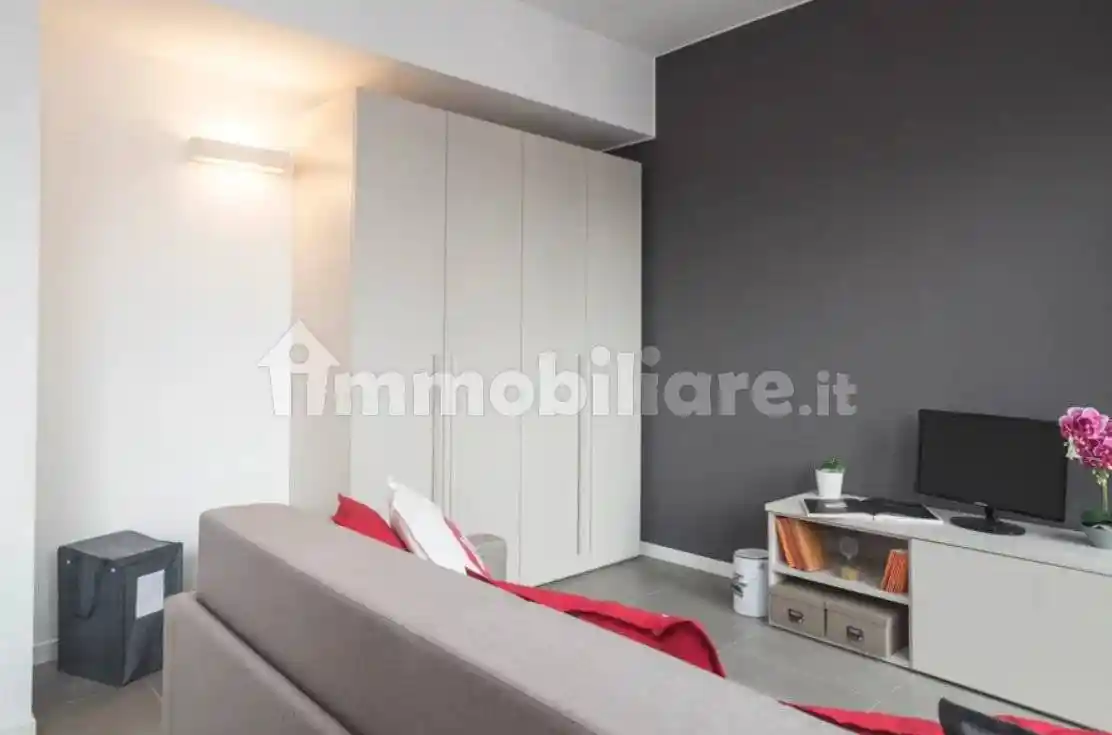 Palazzo - Edificio in affitto a Milano
