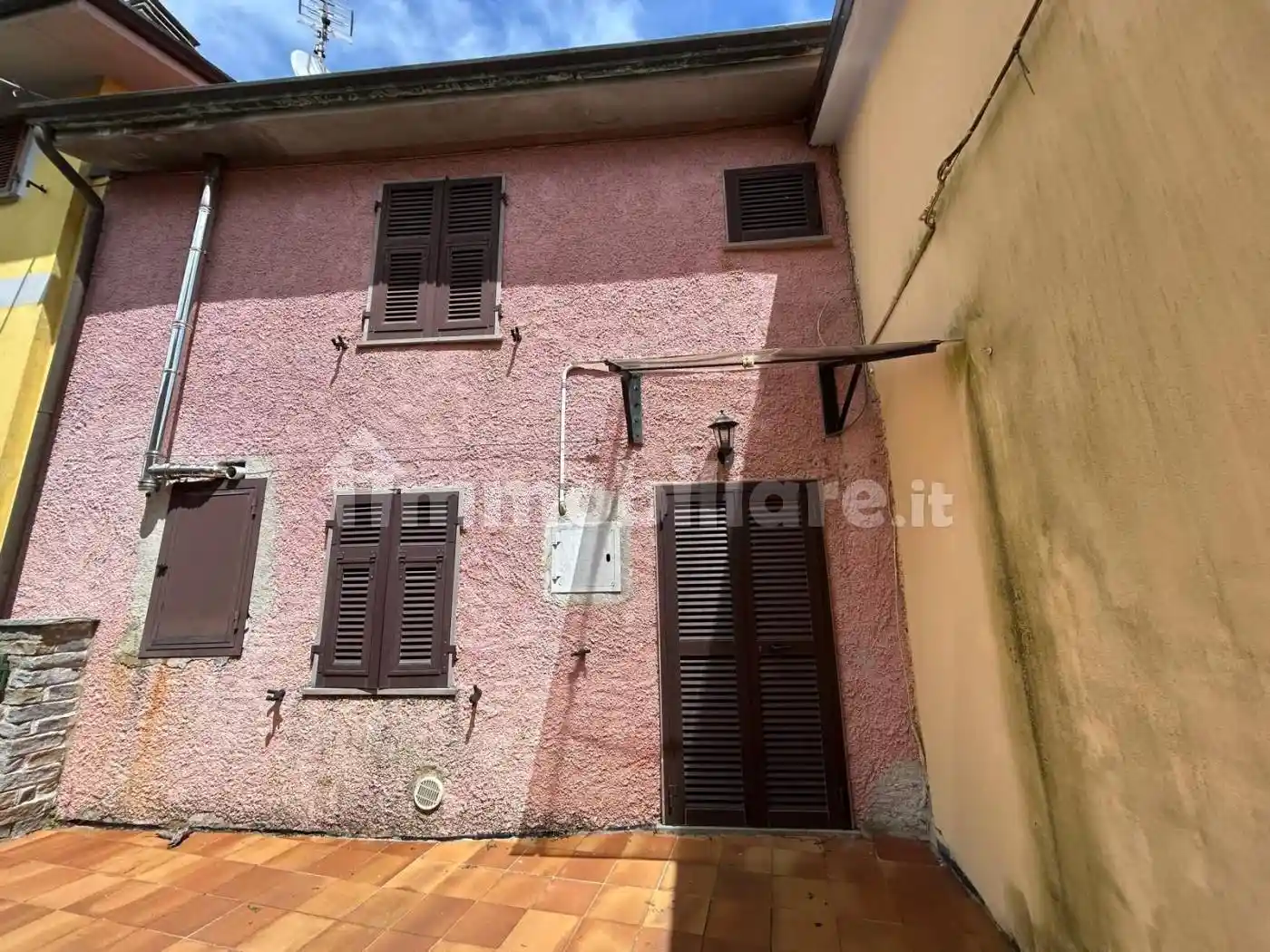 Casa indipendente in vendita a Podenzana