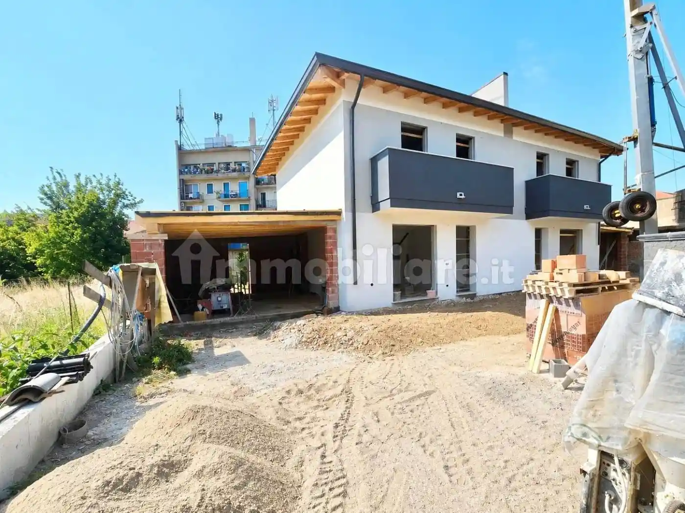 Villa in vendita a Trecate
