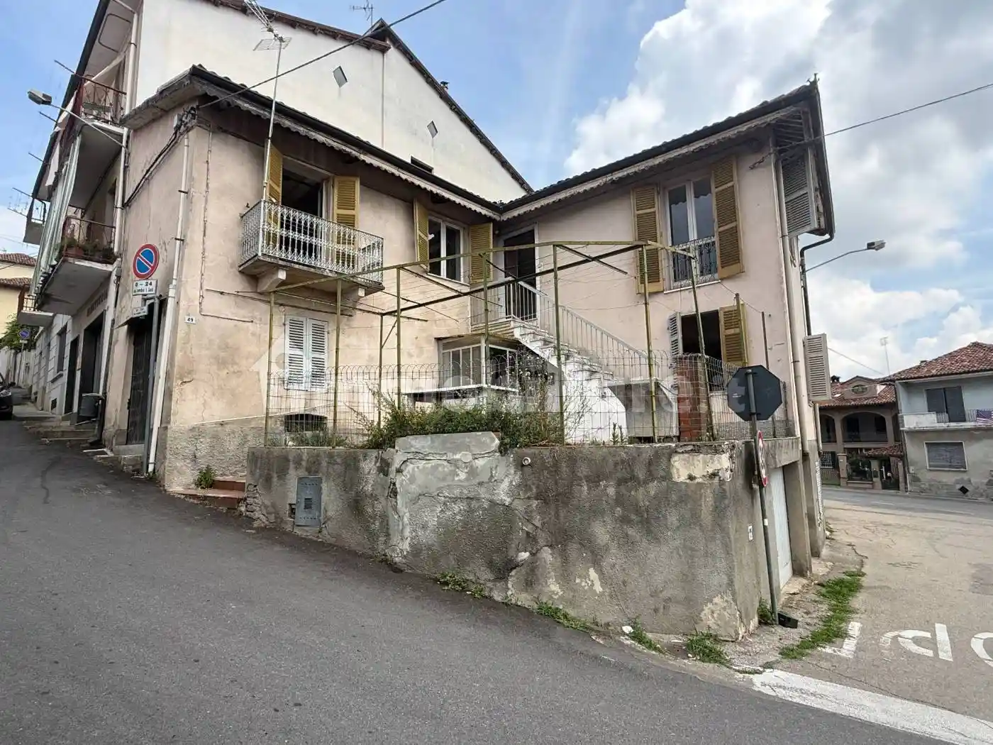 Casa indipendente in vendita a Montechiaro d'Asti