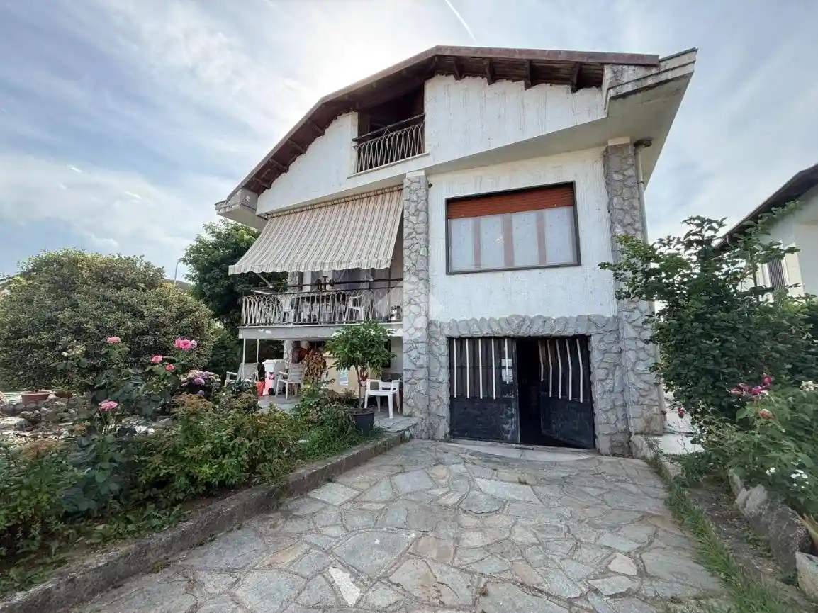 Villa in vendita a Candiolo