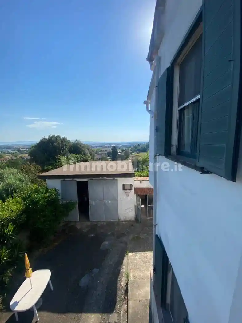 Casa indipendente in vendita a Montopoli in Val d'Arno