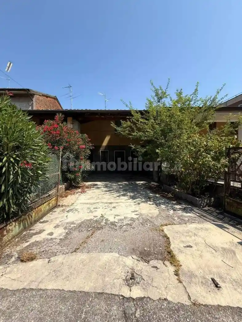 Rustico - Casale in vendita a Leno