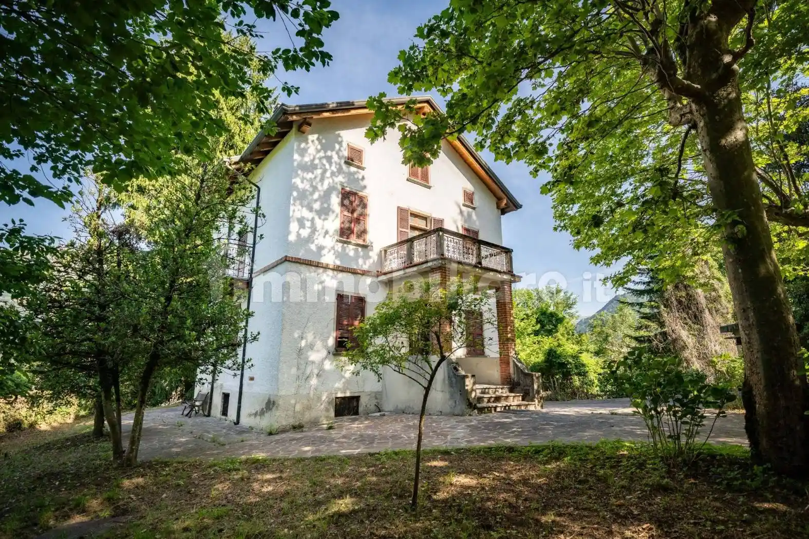 Villa in vendita a Cremeno