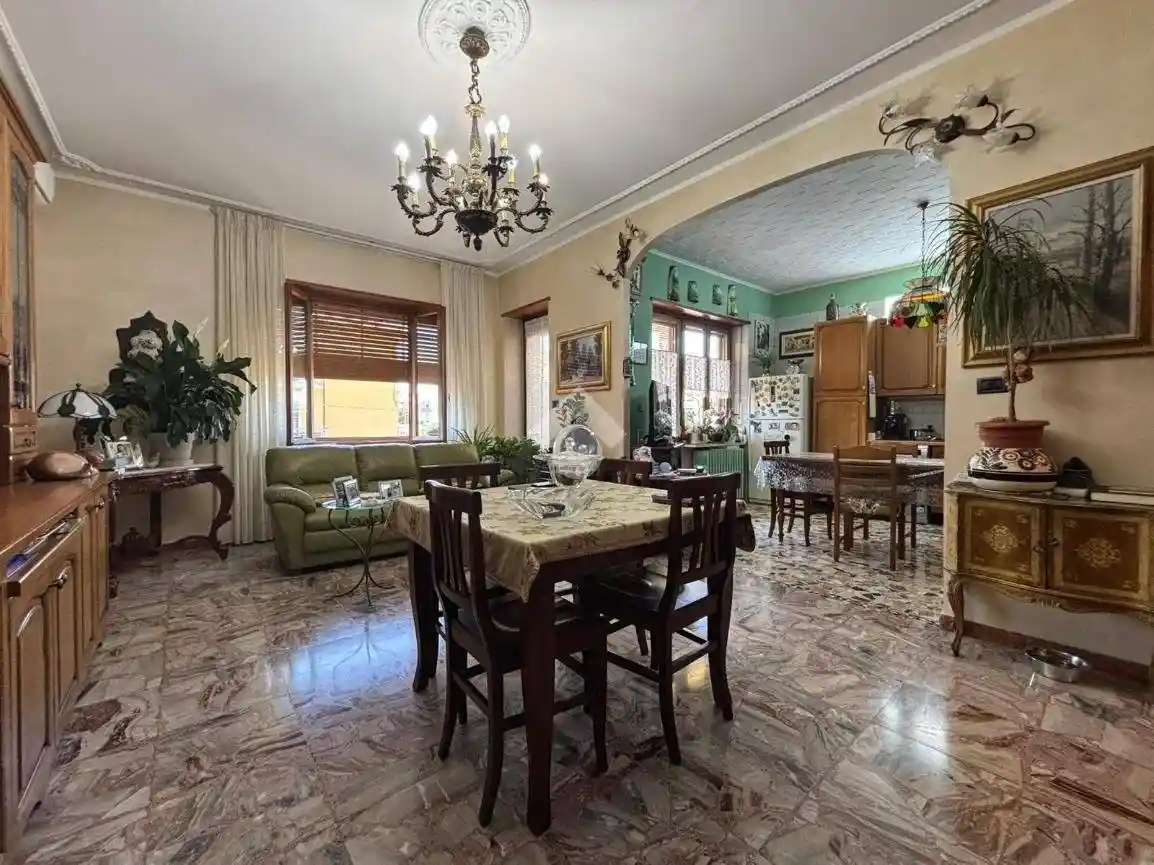 Appartamento in vendita a None