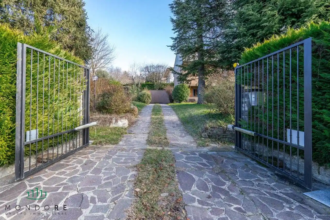 Villa in vendita a Monte San Pietro