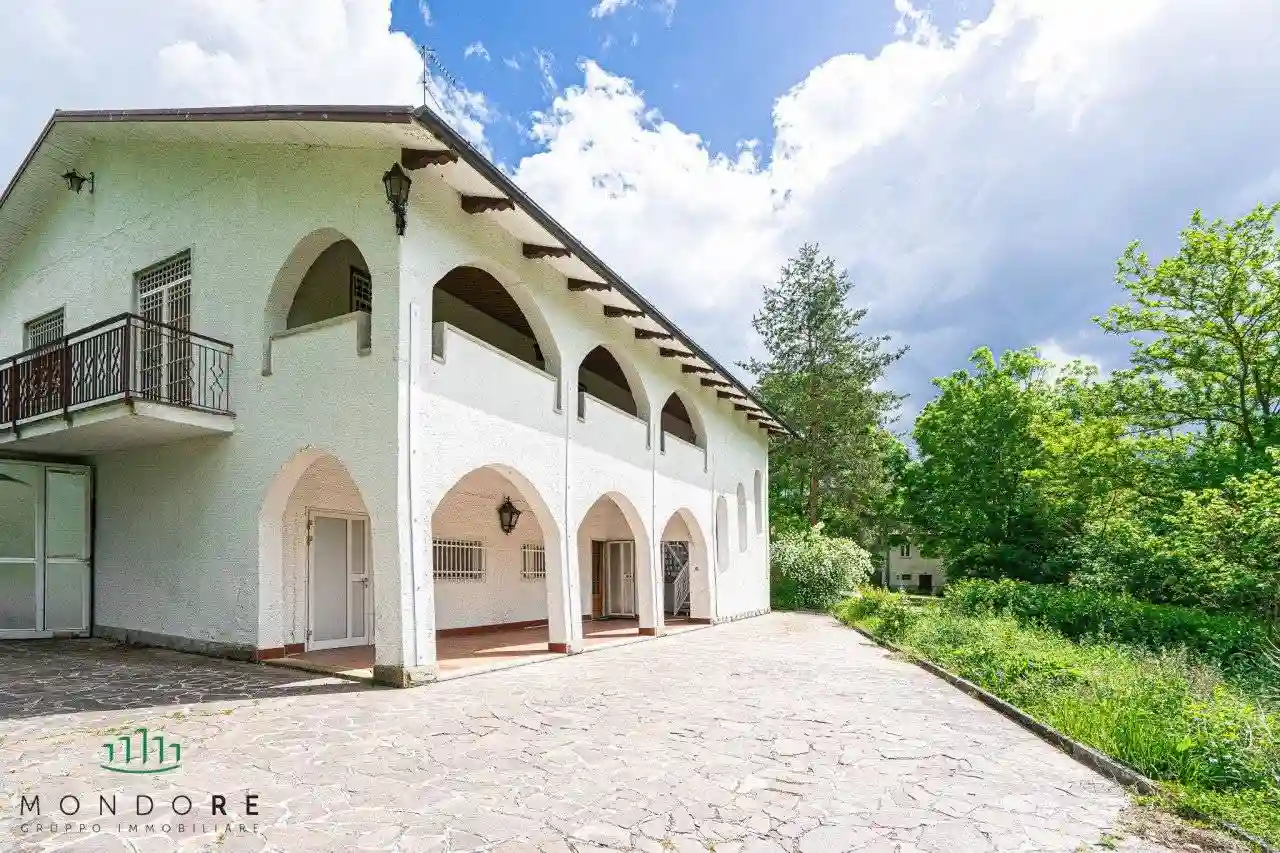 Villa - foto 2