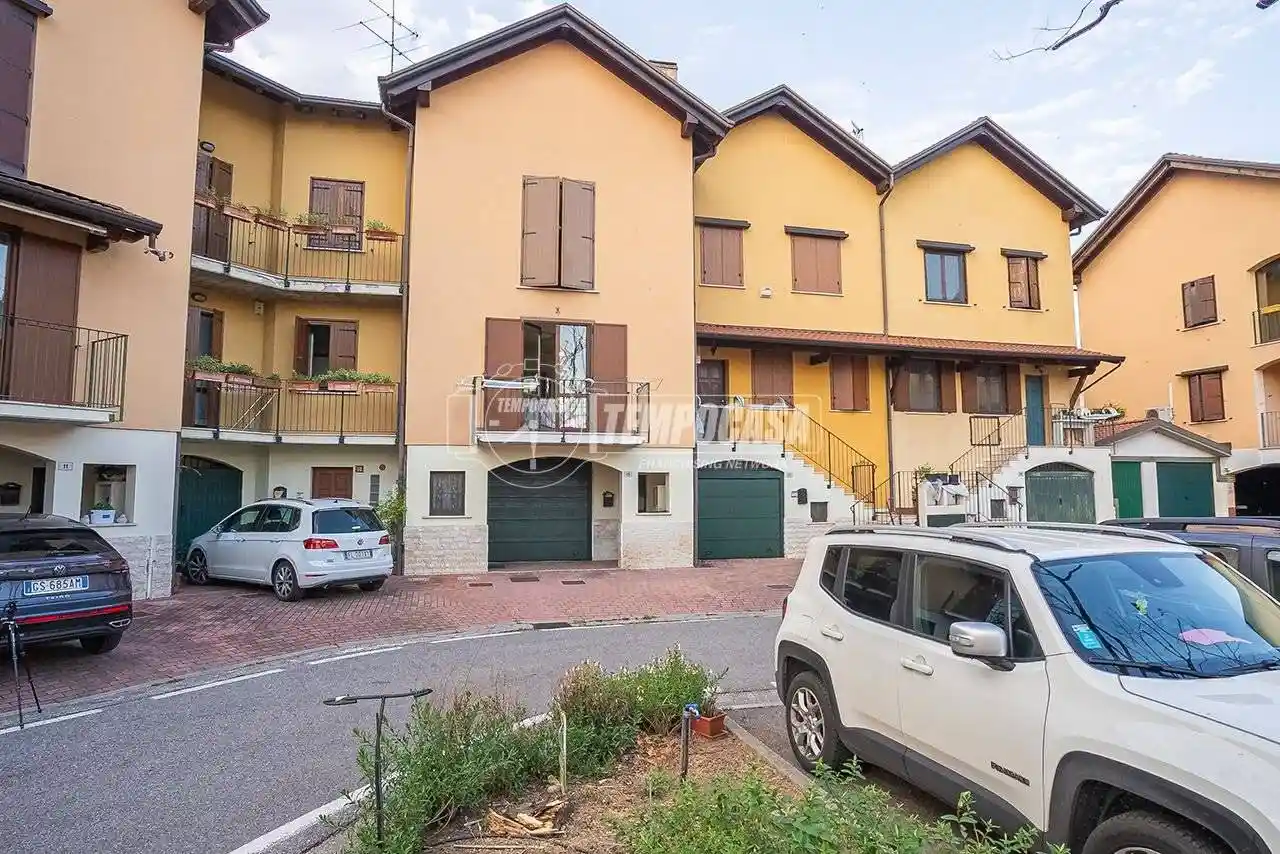 Villetta a schiera in vendita a Montichiari