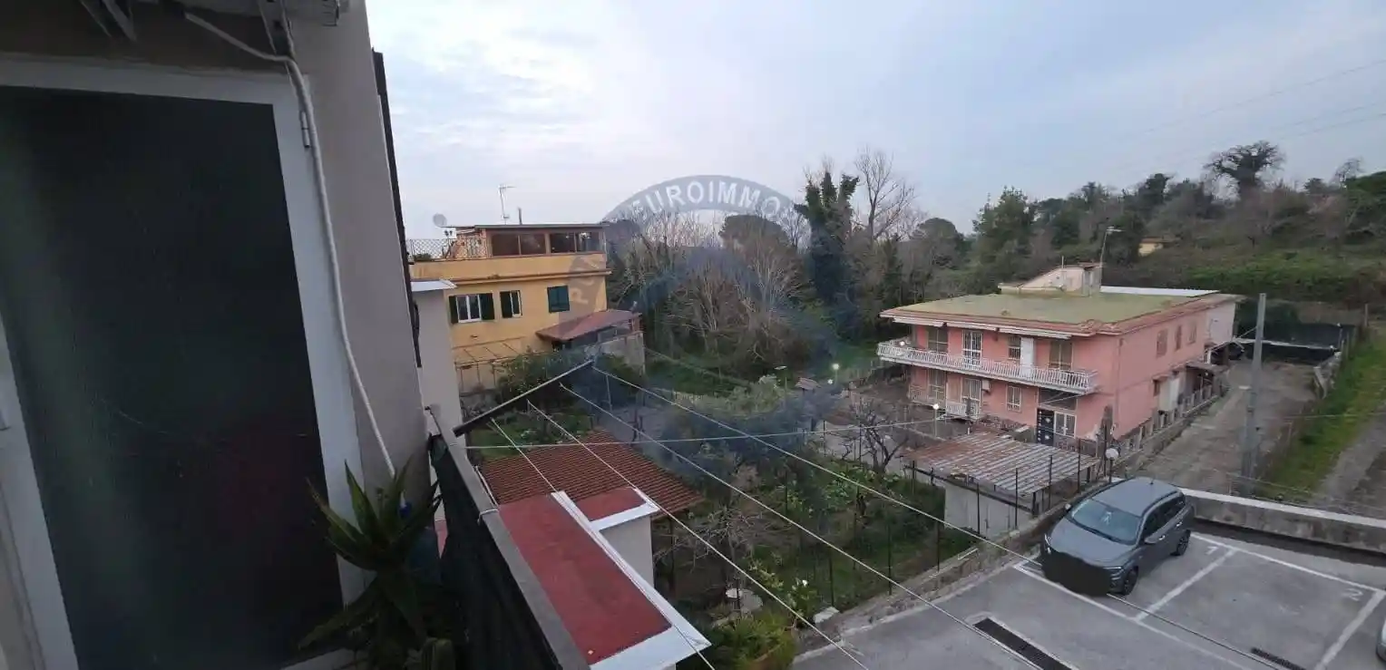 Appartamento in vendita a Napoli