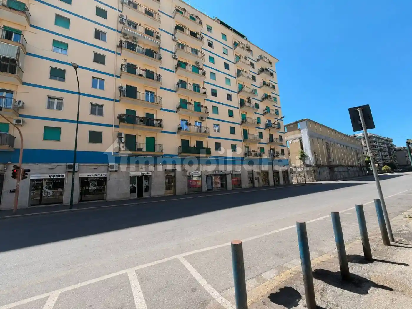 Appartamento in vendita a Napoli