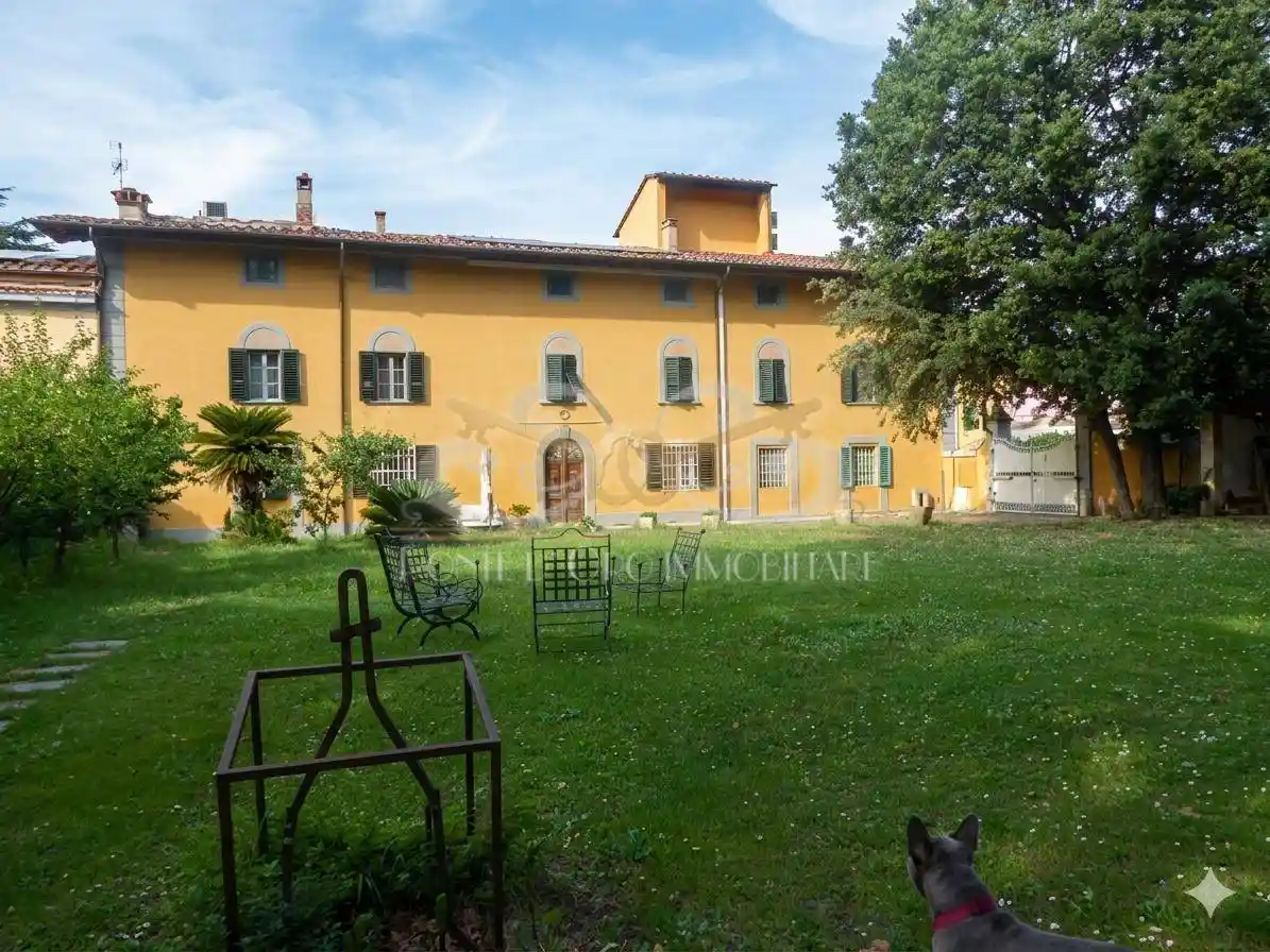Casa indipendente in vendita a Cascina