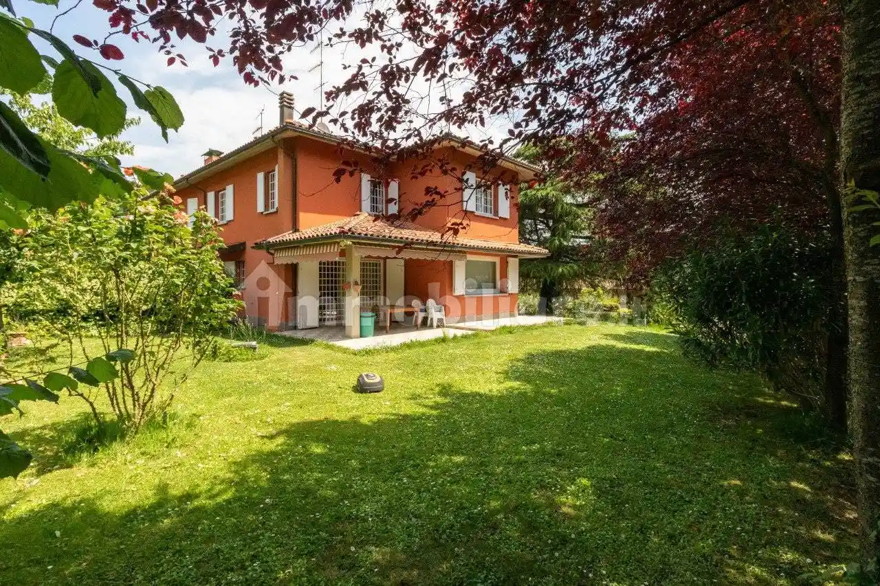 Villa in vendita a Pianoro