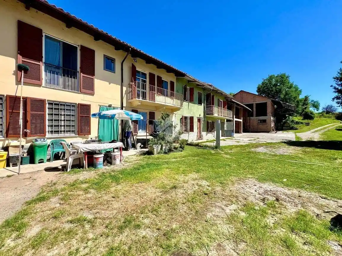 Casa indipendente in vendita a Montiglio Monferrato