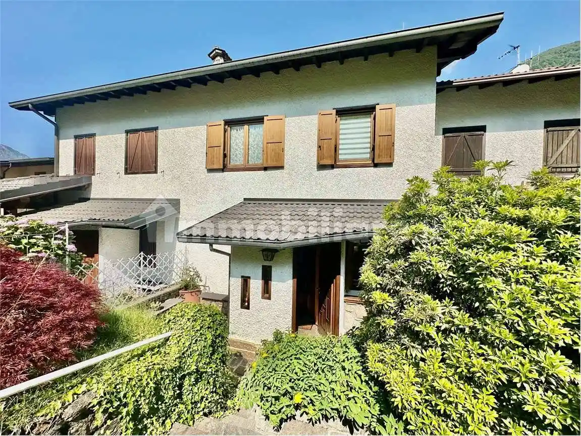 Villetta a schiera in vendita a Casargo
