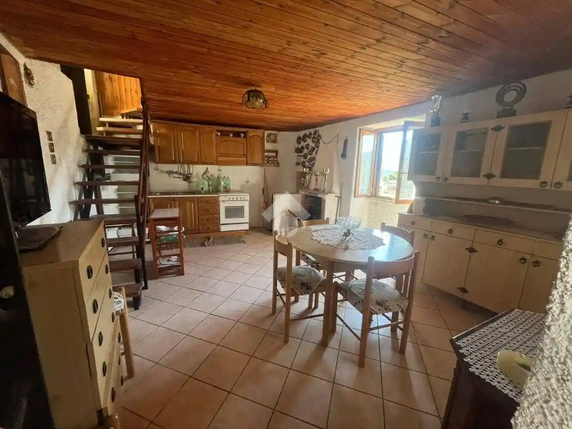 Appartamento in vendita a Subiaco