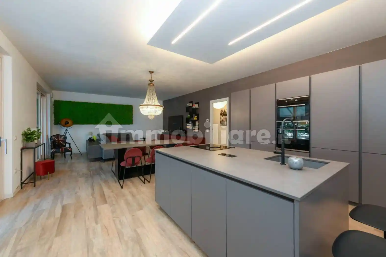 Appartamento in vendita a Padenghe sul Garda