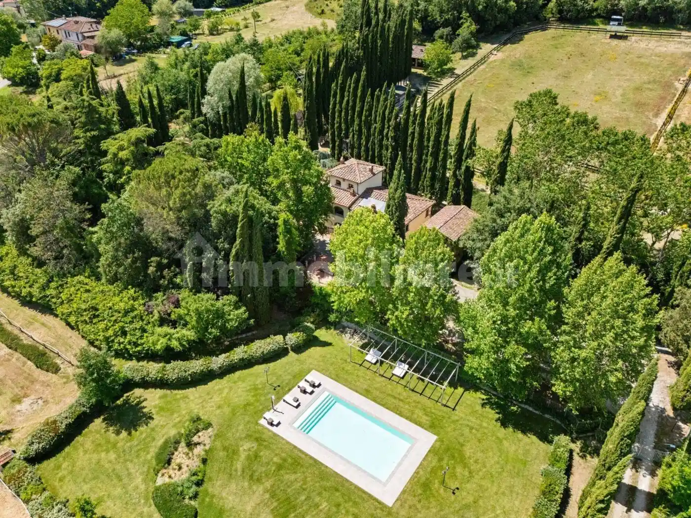 Villa in vendita a Laterina Pergine Valdarno