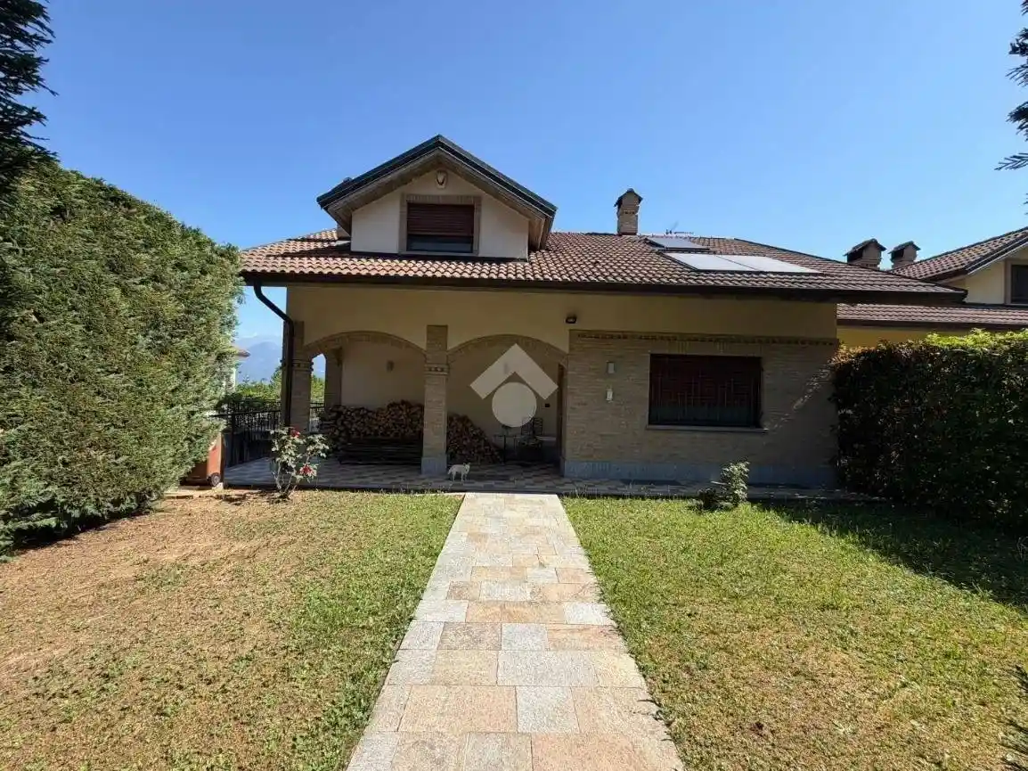 Villa in vendita a Trana