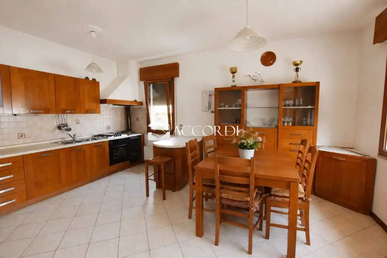 Villa in vendita a Montebelluna