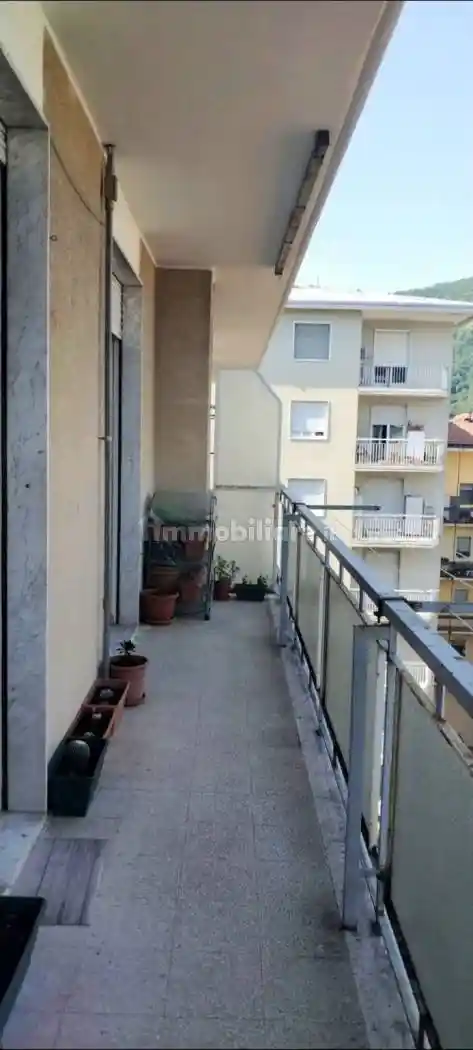 Appartamento in vendita a Borgosesia