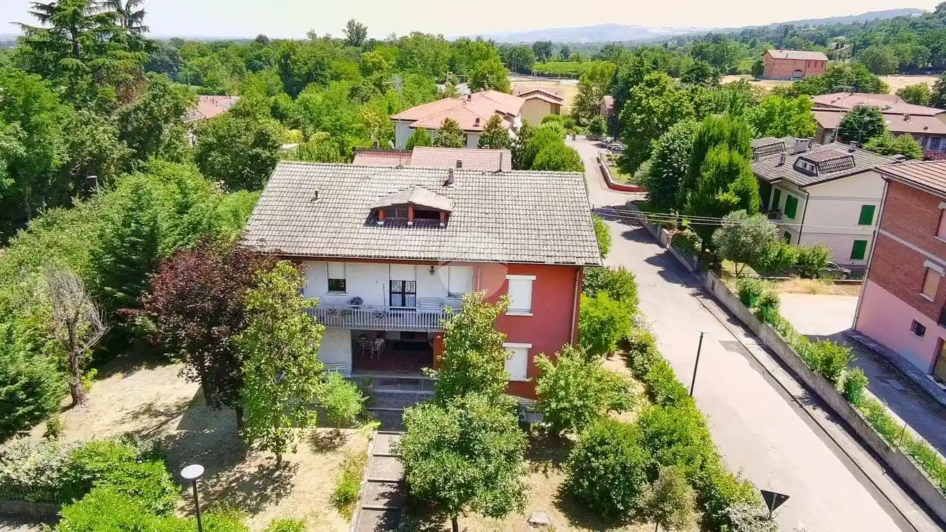 Villa in vendita a Albinea