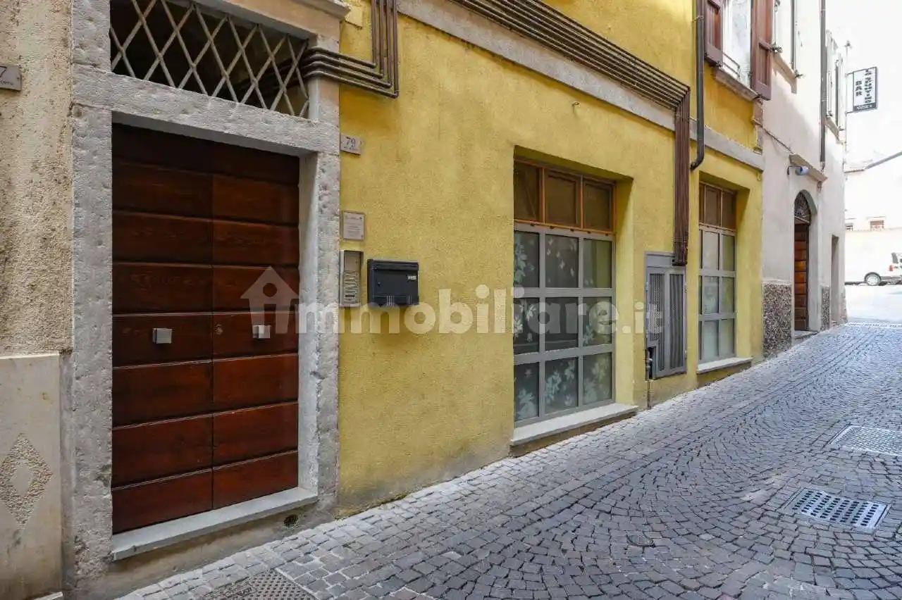 Appartamento in vendita a Toscolano-Maderno