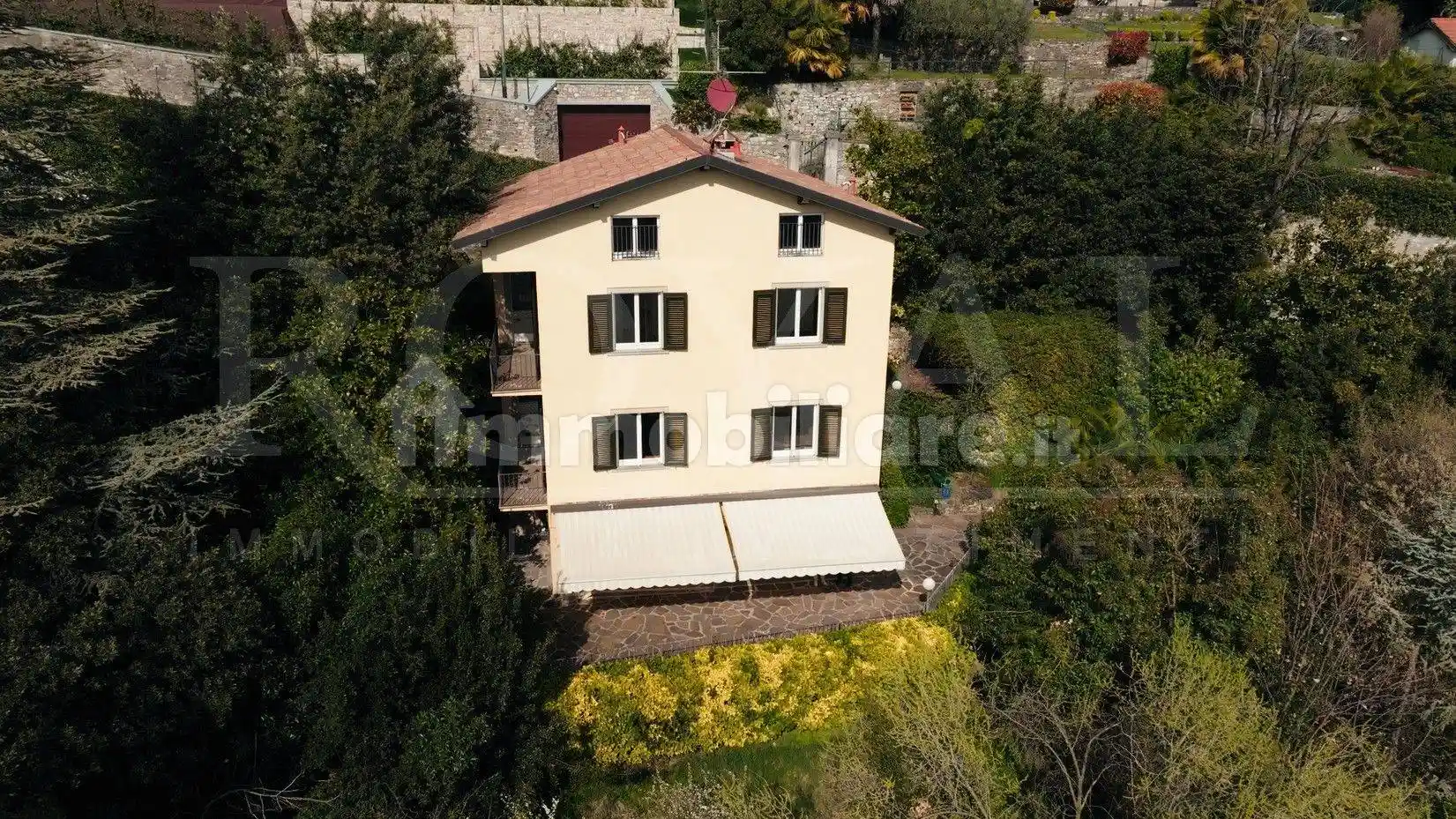 Villa in vendita a Bergamo