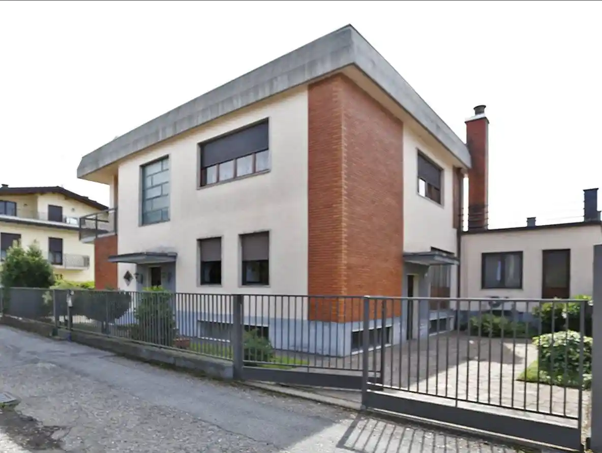 Casa indipendente in vendita a Busto Arsizio