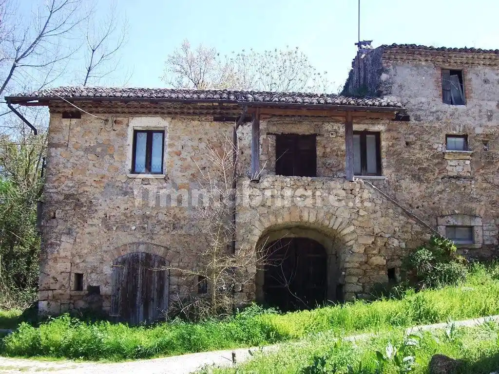 Rustico - Casale in vendita a Ferentino
