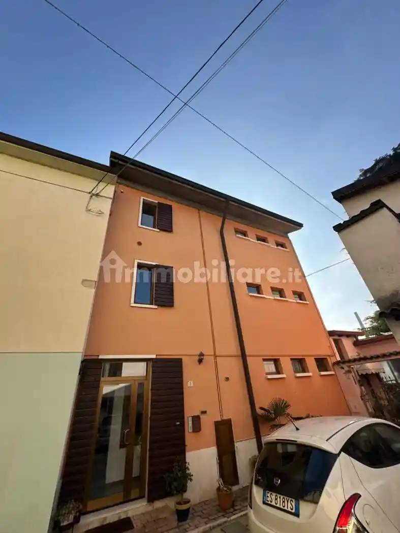 Casa indipendente in vendita a San Martino Buon Albergo