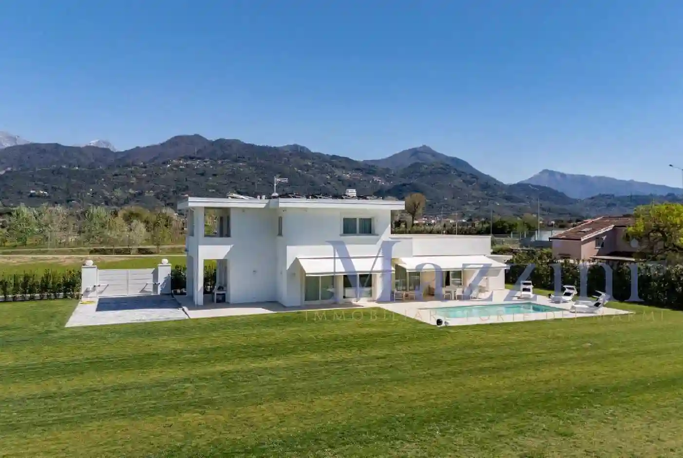 Villa - foto 2