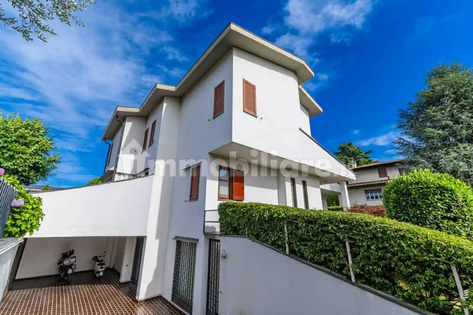 Villa - foto 2
