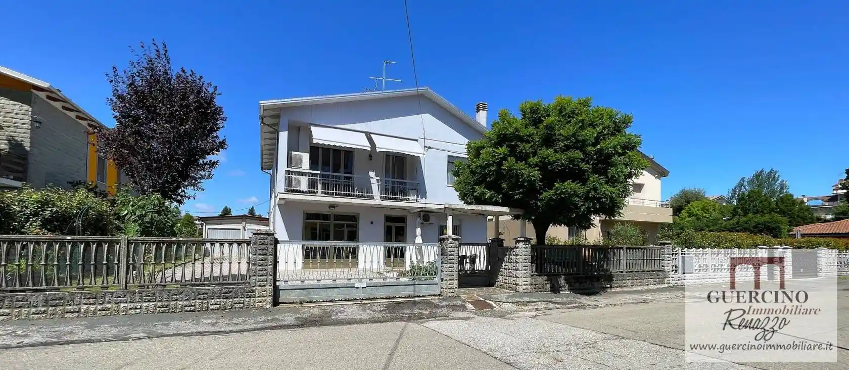 Villa in vendita a Cento