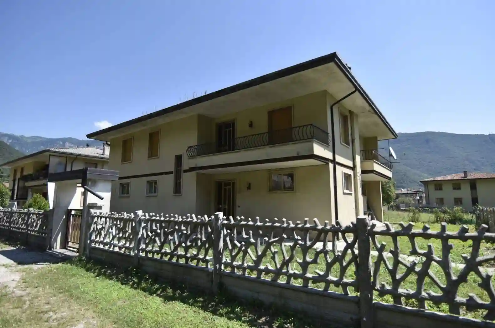 Villa - foto 2