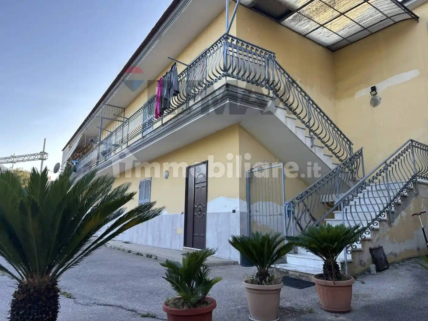 Palazzo - Edificio in vendita a Casoria