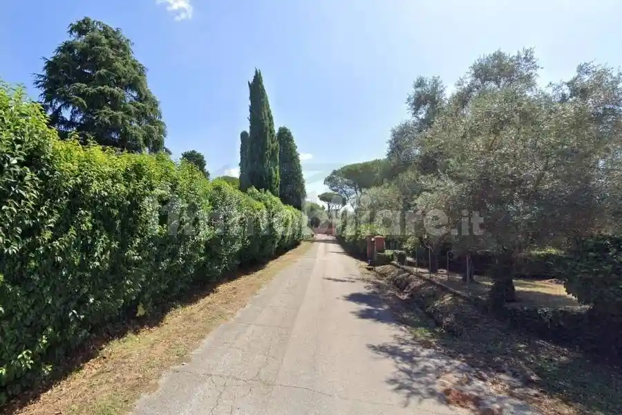 Rustico - Casale in vendita a Roma