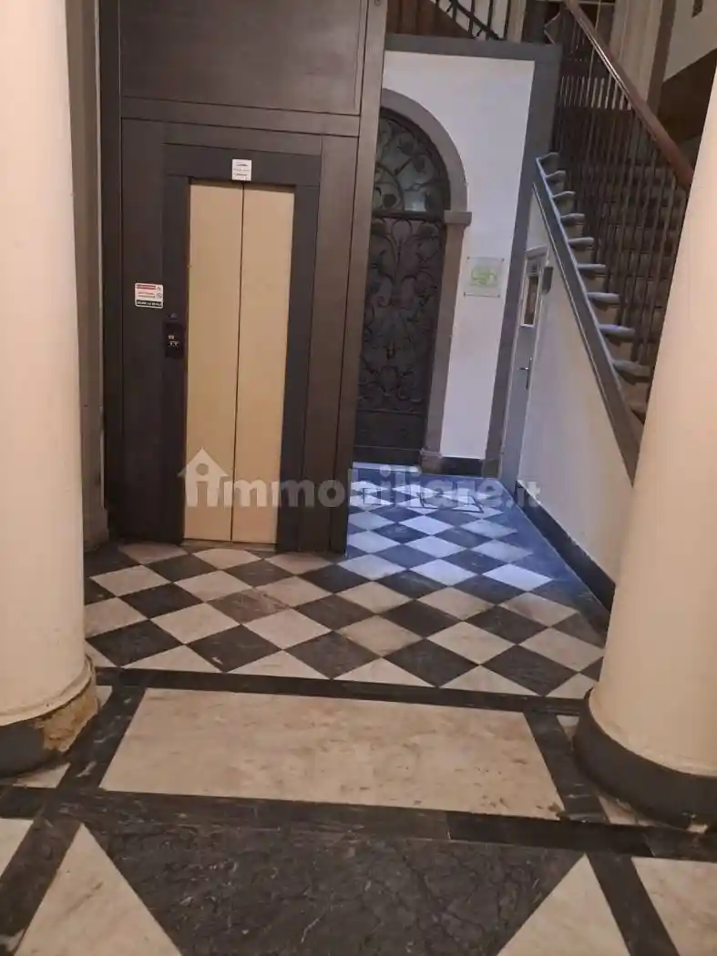 Appartamento in vendita a Livorno