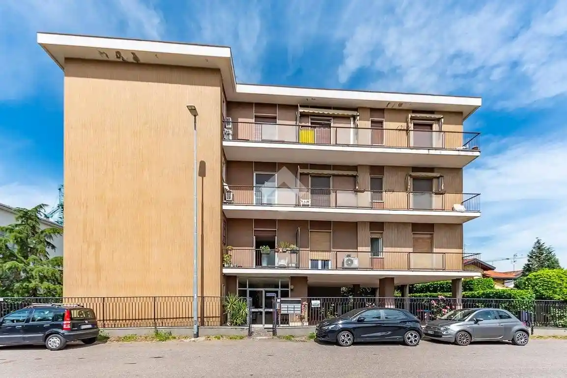 Appartamento in vendita a Lainate