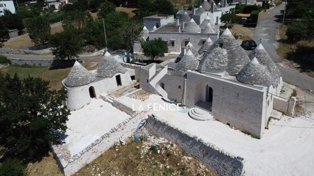 Rustico - Casale in vendita a Locorotondo