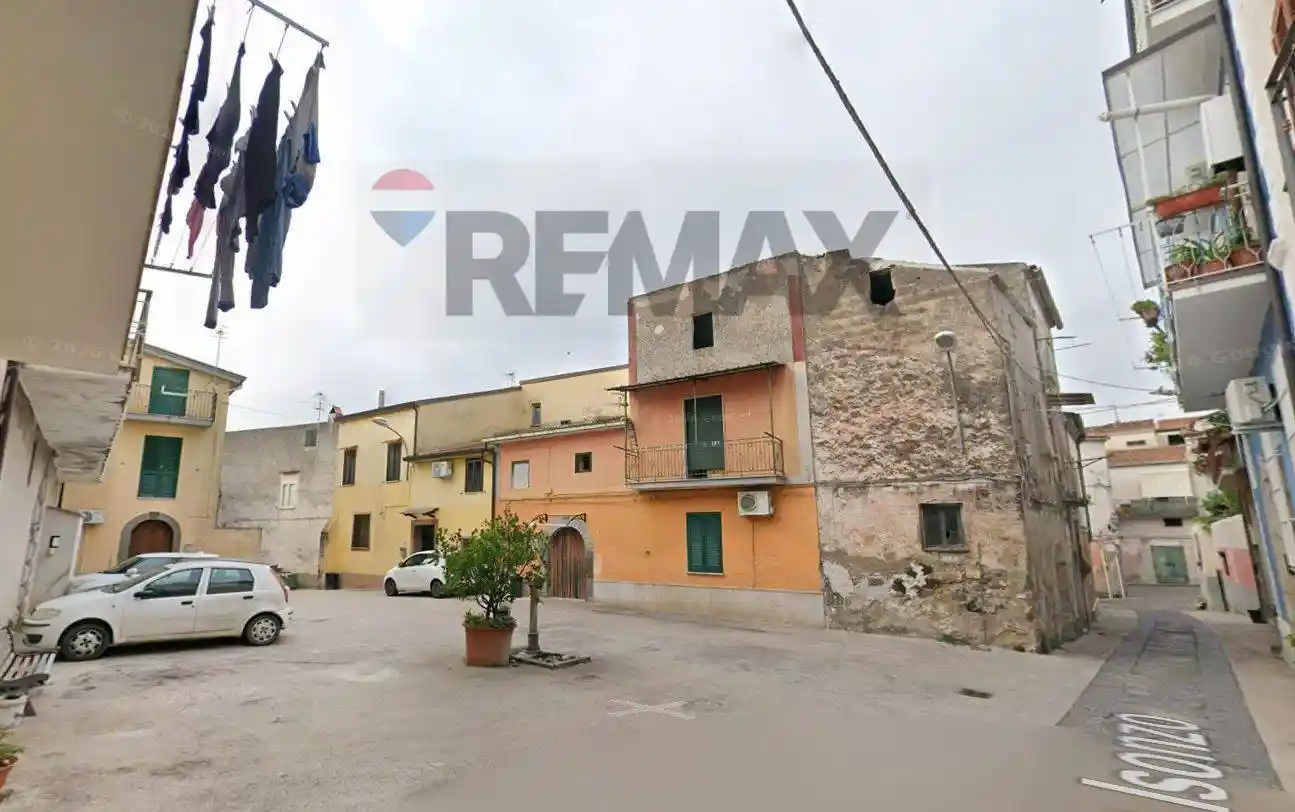 Appartamento in vendita a Carinola