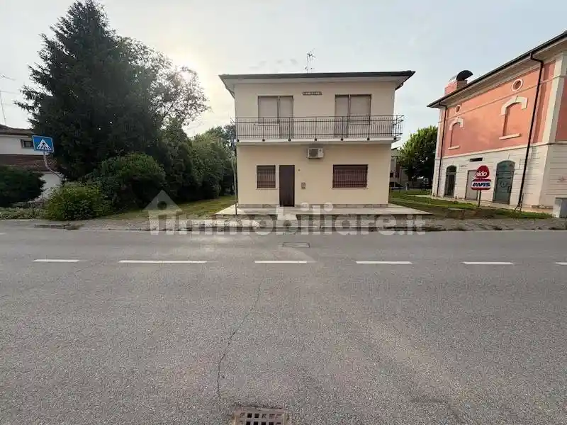 Villa in vendita a Canaro