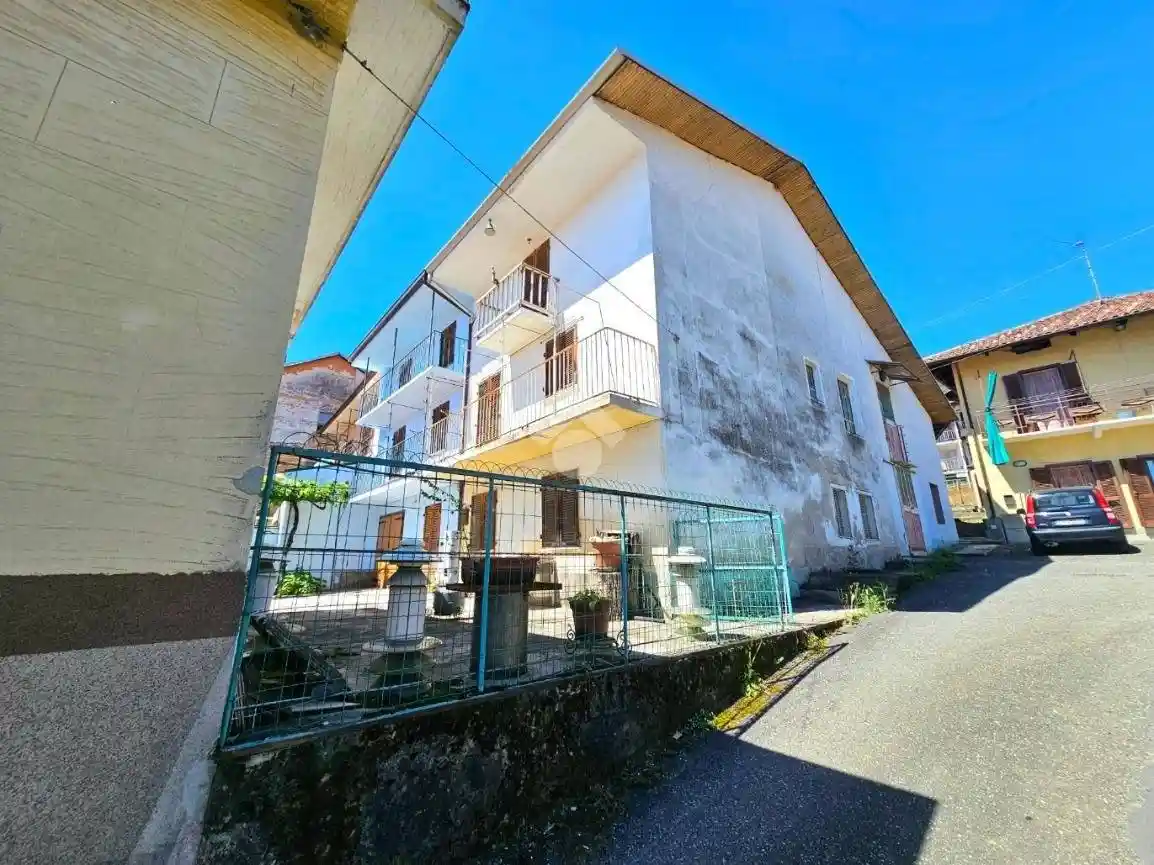 Casa indipendente in vendita a Vallo Torinese