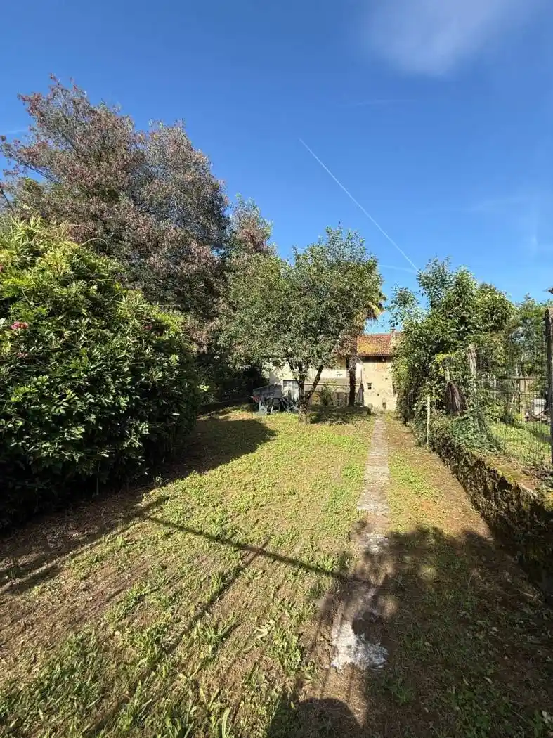 Appartamento in vendita a Laveno-Mombello