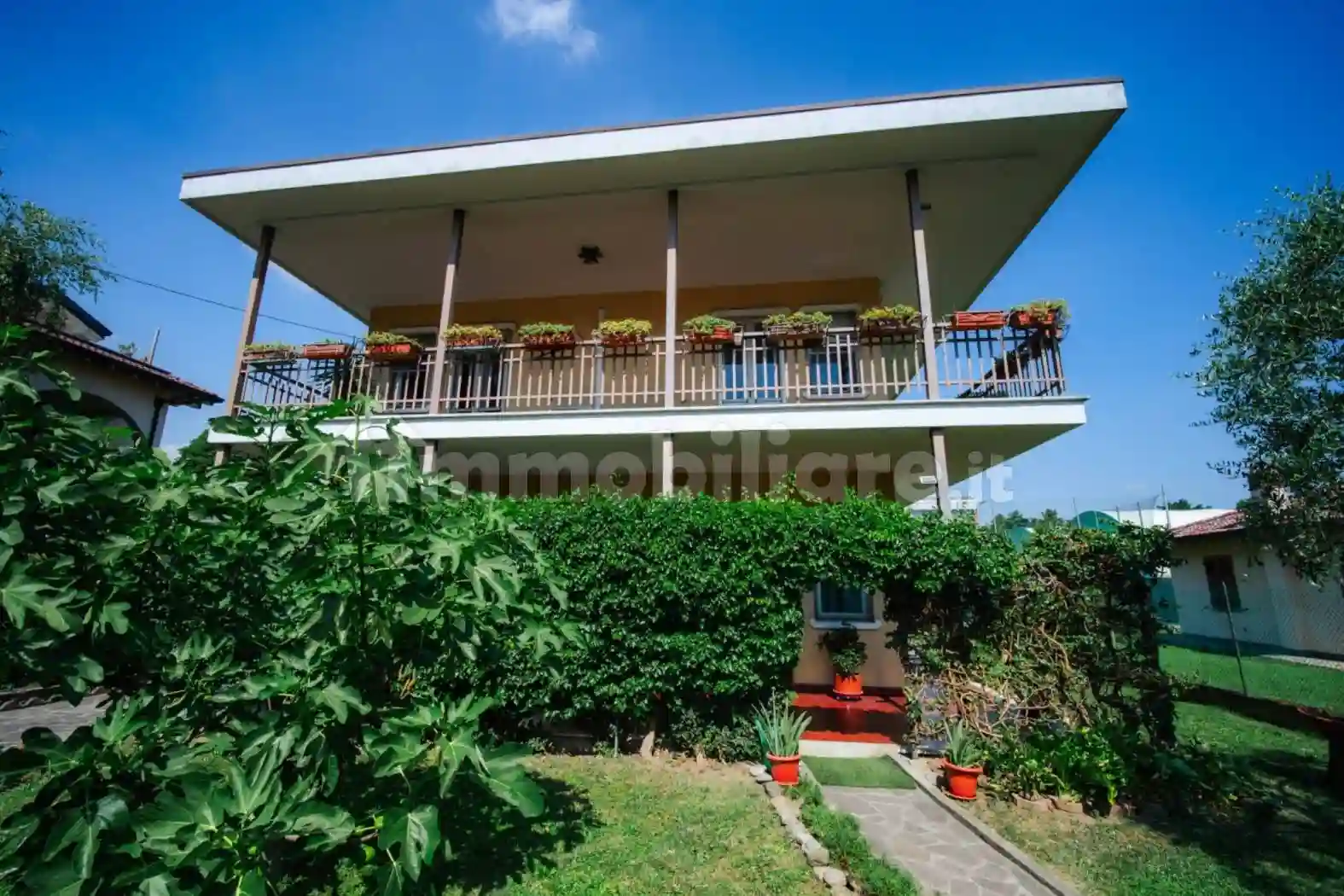 Villa - foto 2