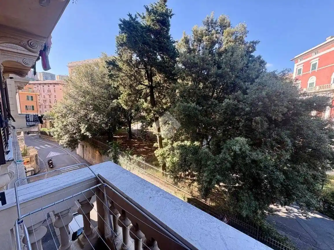 Appartamento in vendita a Genova